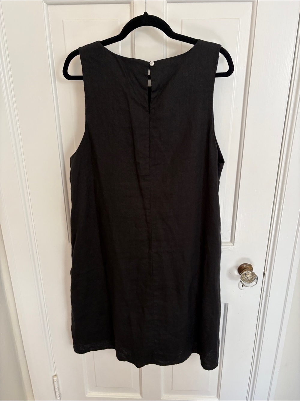 Quince Linen Black Sleeveless Shift Dress - Picture 7 of 8